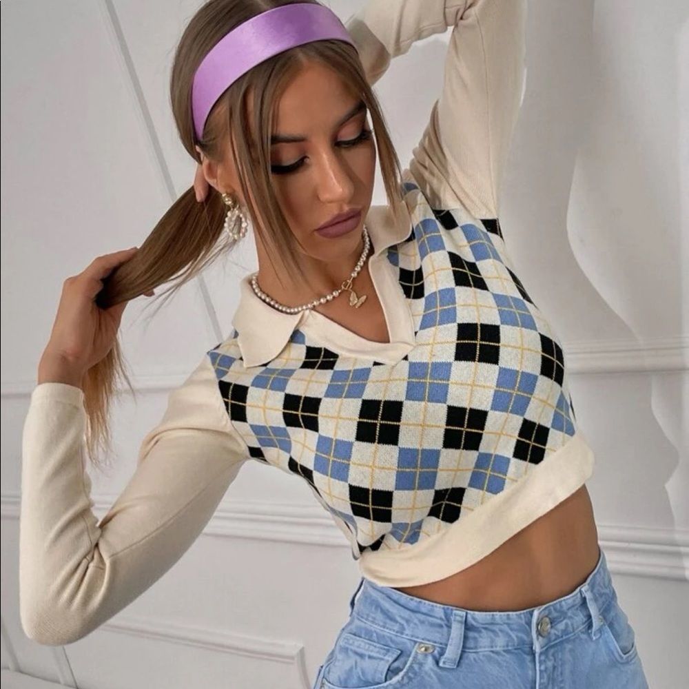 Patternâcollar crop sweater - Picture 2 of 9